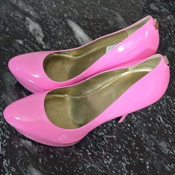 BRAND NEW GUESS PLATFORM HEELS WITH STILETTO WITH ROUNDED TOE G1 - Picture 3 of 16